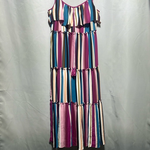 Taylor Dresses & Skirts - Taylor dress